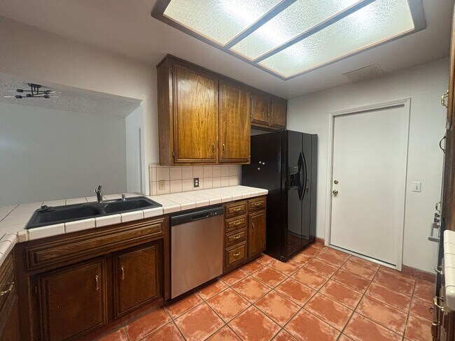 Building Photo - 2615 WEST AVENUE J-8