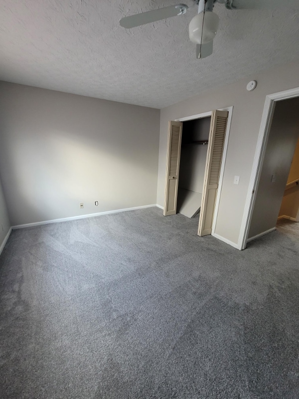 Building Photo - 1012 Schneider St SE