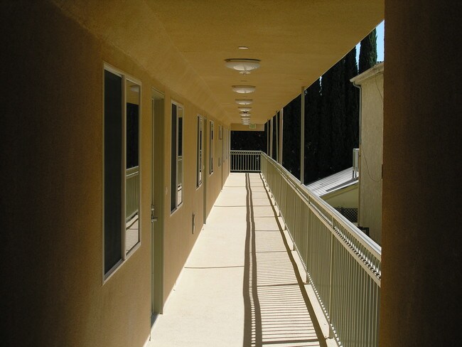 Outside Hallway - 14116 Burbank Blvd