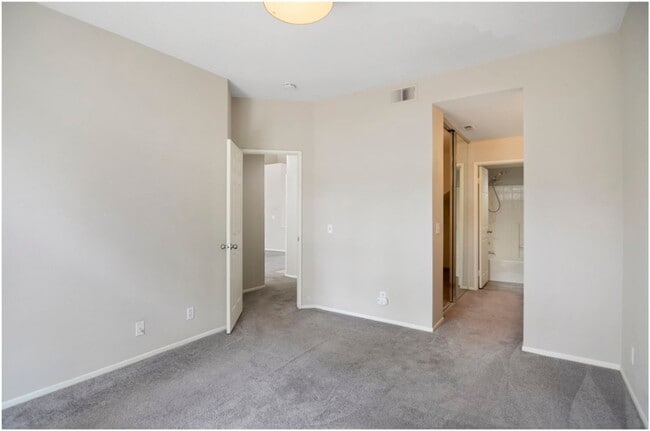 Building Photo - Rancho Niguel Dream Condo!