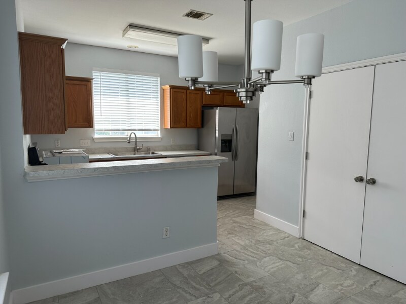 Building Photo - 2819 Southampton Way