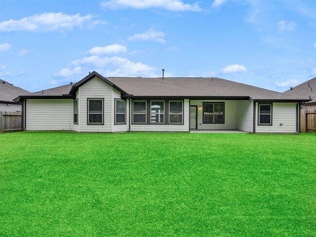 Building Photo - 8510 Amber Bend Dr