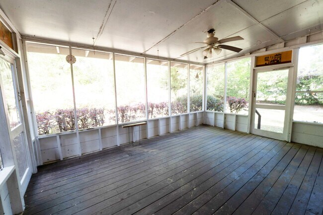 Building Photo - Available Now!