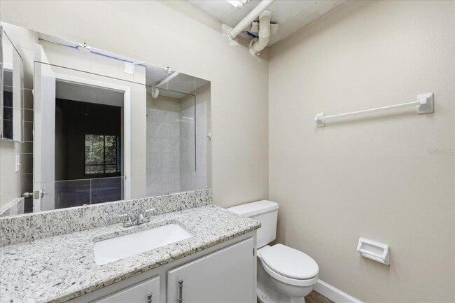 Building Photo - 3300 Fox Chase Cir