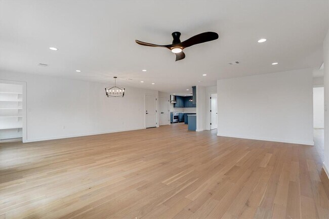 Building Photo - 1608 Saracen Rd