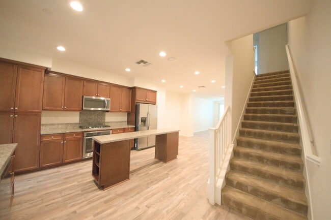 Building Photo - 5590 El Dorado Ln