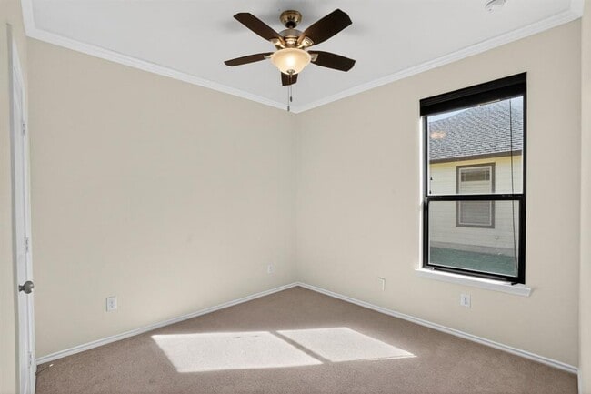 Building Photo - 2239 Howry Dr