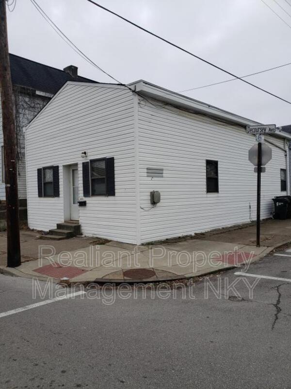 Primary Photo - 4501 Decoursey Ave