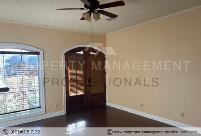 Building Photo - Charming 3BR/2BA Brick Home in Wellington ...