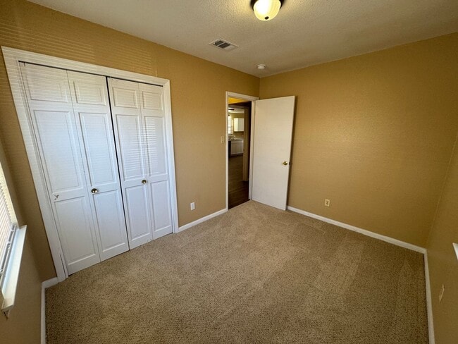 Building Photo - 1108 Duvall Dr