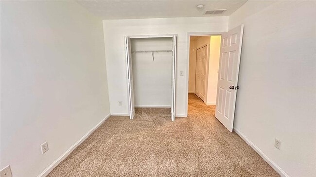 Building Photo - 6243 Shoreview Cir