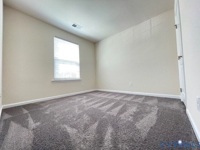 Building Photo - 8107 Creekside Village Dr