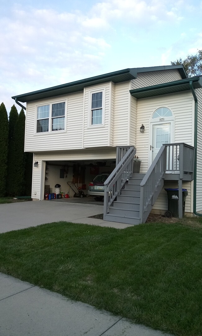 Building Photo - 1675 Hemingway Ln