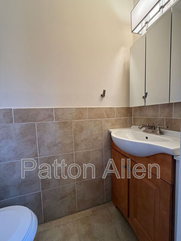 Building Photo - 55 Dawnwood Cir