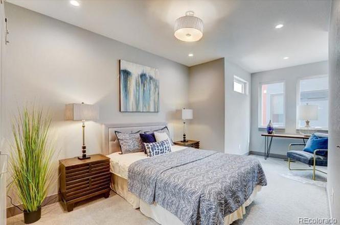 Building Photo - 2820 W 26th Ave