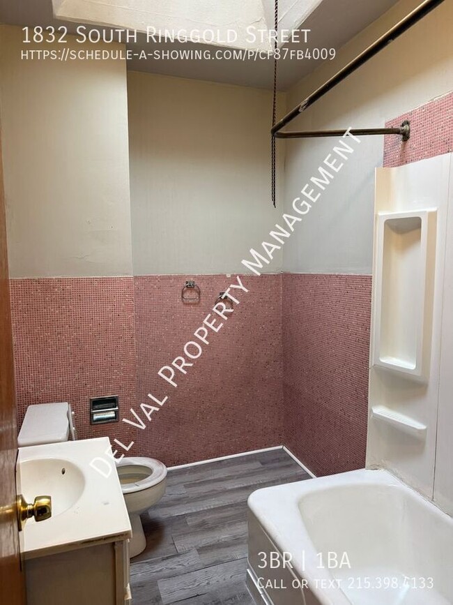 Building Photo - 1832 S Ringgold St