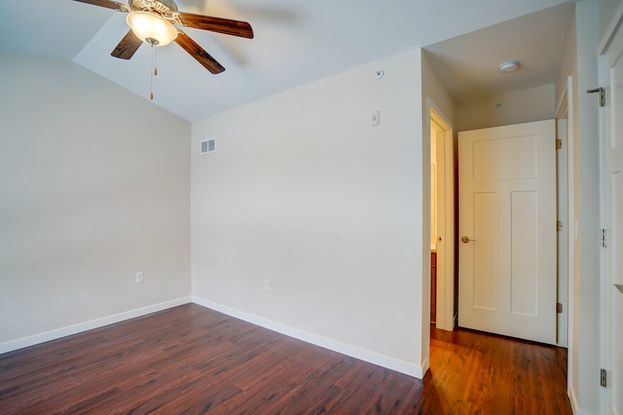 Building Photo - 4362 Eagle Ridge Ln