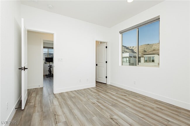 Building Photo - 6124 Redstone Hls Dr