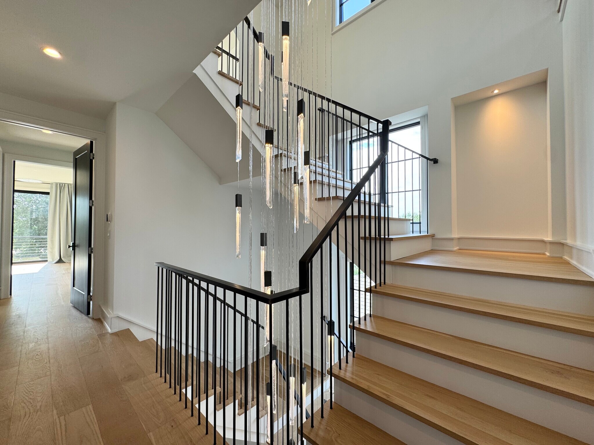 Building Photo - 2109 Belleview Ave