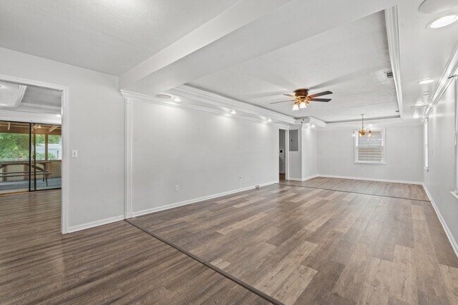 Building Photo - 1337 Dick Pond Rd Unit 1