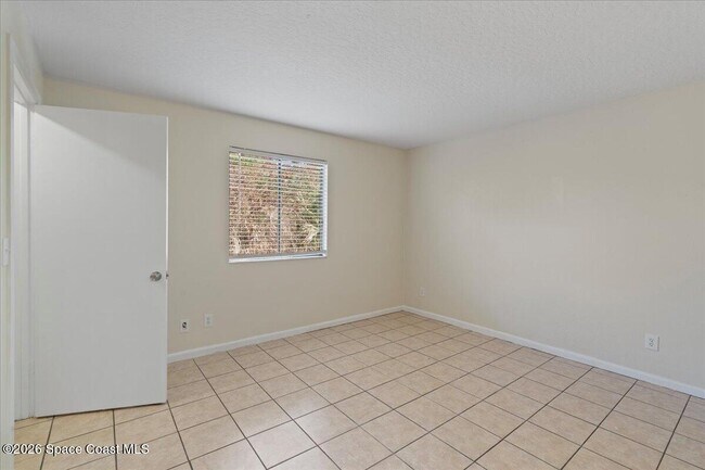 Building Photo - 1884 Agora Cir SE