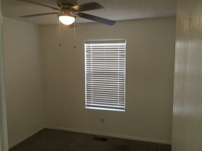 Building Photo - 10852 Arezzo Dr NW