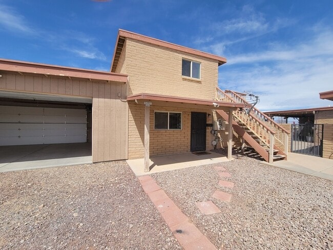 Building Photo - 3810 W Ironwood Hill Dr