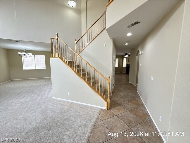 Building Photo - 2768 Craigmillar St