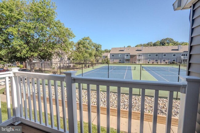 Building Photo - 8304 Tamarron Dr