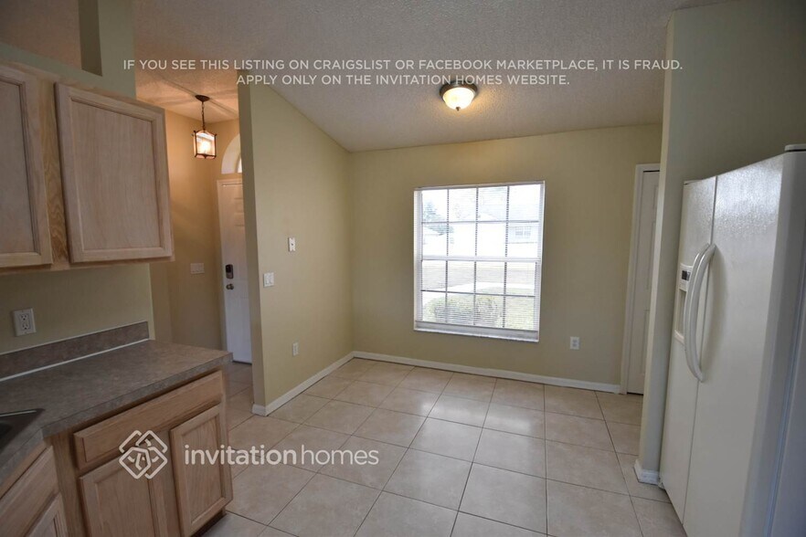 Building Photo - 521 Mobley Dr