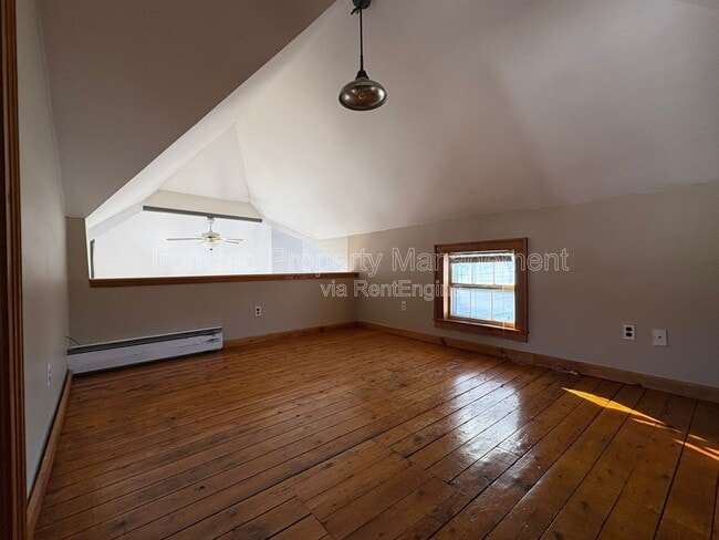 Building Photo - 320 Chamberlain Rd