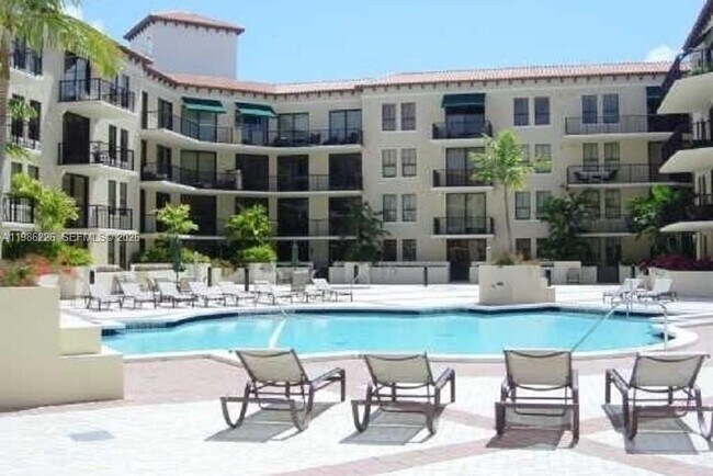 Building Photo - 55 Merrick Wy