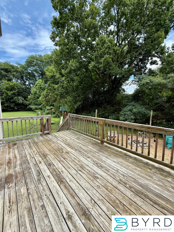 Building Photo - 1013 Sycamore Crest Dr