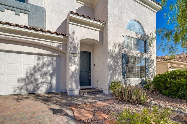 Building Photo - THIS 2 STORY HOME IN A GATED COMMUNITY HAS...