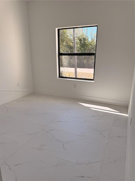 Building Photo - 20 Organ St