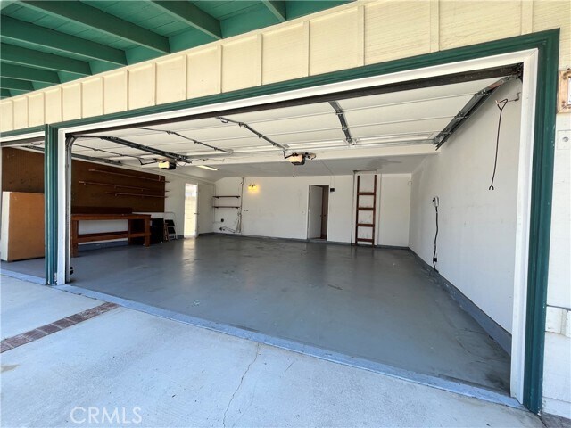 Building Photo - 8252 Suffield St