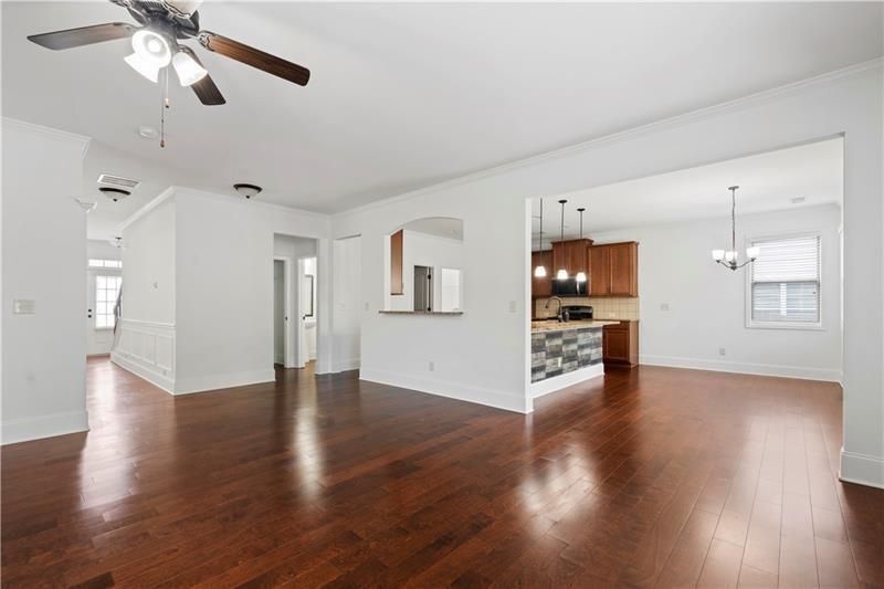 Building Photo - 2080 Red Barn Ct