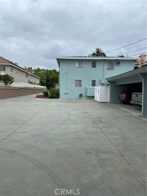Building Photo - 1032 Arcadia Ave