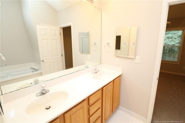 Building Photo - 2628 Farlow Gap Ln