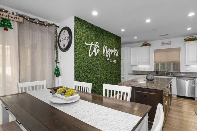 Building Photo - Chula Vista home for rent