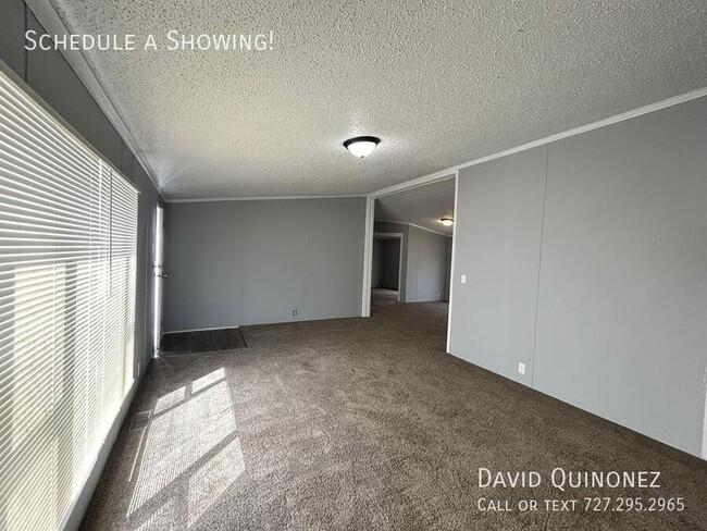 Building Photo - 2737 W Washington Center Rd