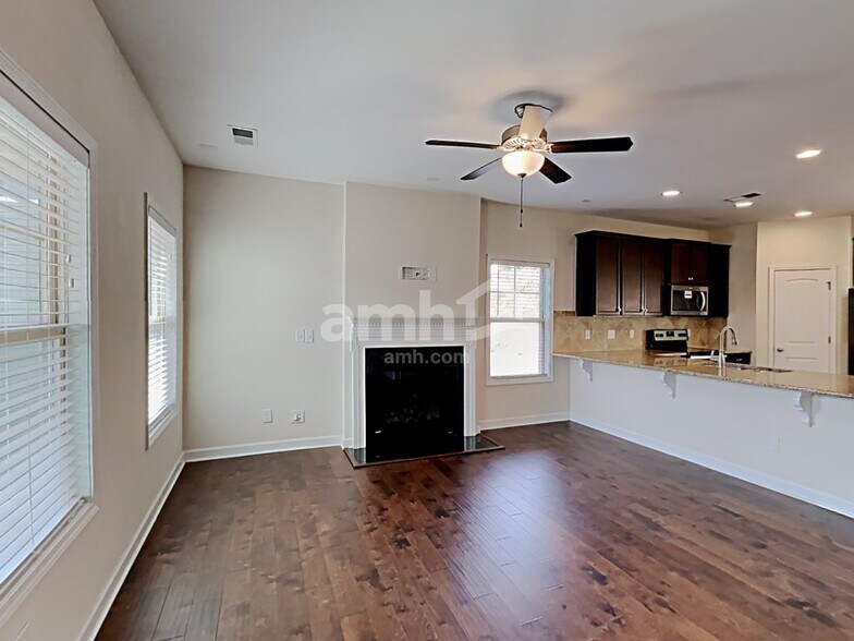 Building Photo - 232 Lanier Pl