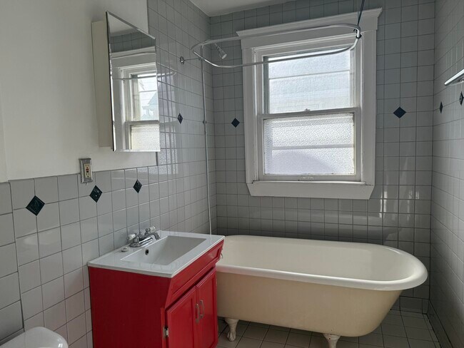 Building Photo - 2229 Faber St