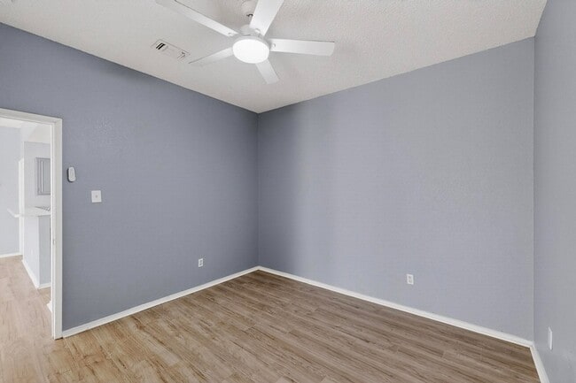 Building Photo - 4517 Ebbtide Ct