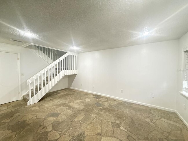 Building Photo - 4694 Pheasant Run Dr