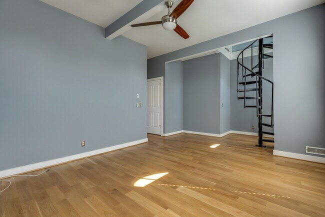 Building Photo - 1023 Franklin St