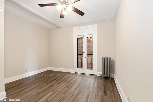 Building Photo - 1408 W Jonquil Terrace
