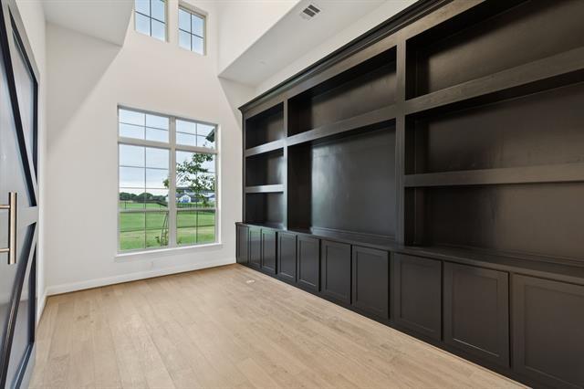 Building Photo - 5412 Westminster Wy