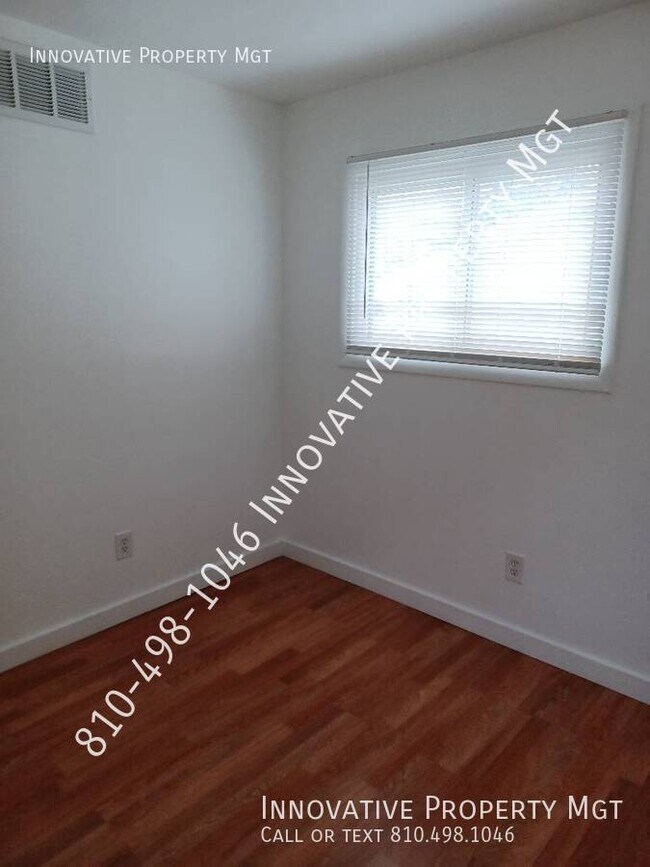 Building Photo - 5476 Westchester Dr