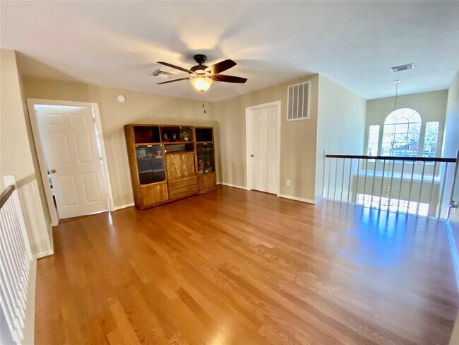 Building Photo - 3151 Pleasant Cove Ct